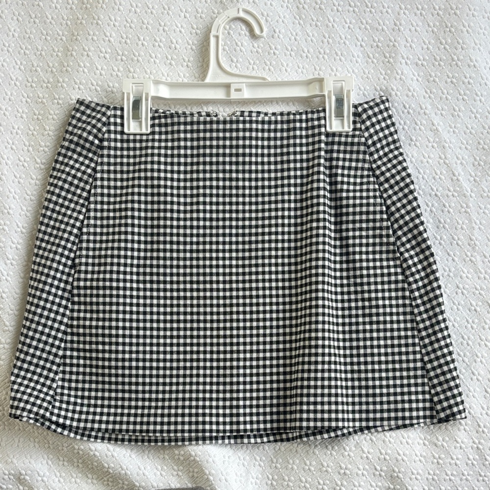 Urban Outfitters Black and White Gingham Mini Skirt